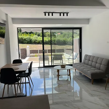 Depy Maisonnette Villa